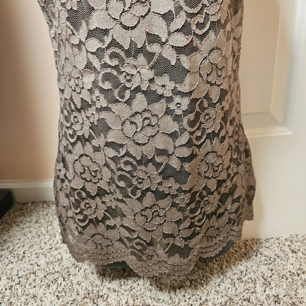 BKE Floral Lace Ombre Tank Top - Picture 3 of 10